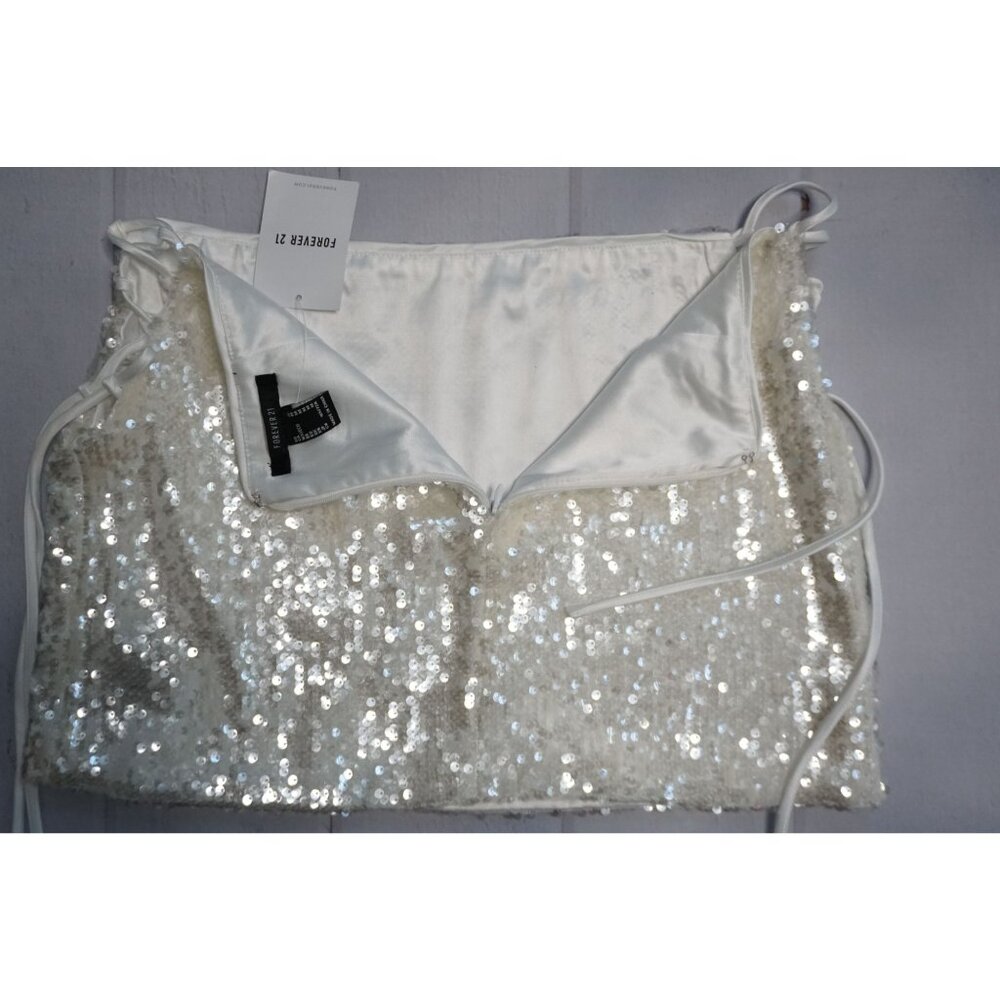 Forever 21 Womens White Sequin Mini Skirt – Size M NWT - Picture 8 of 11